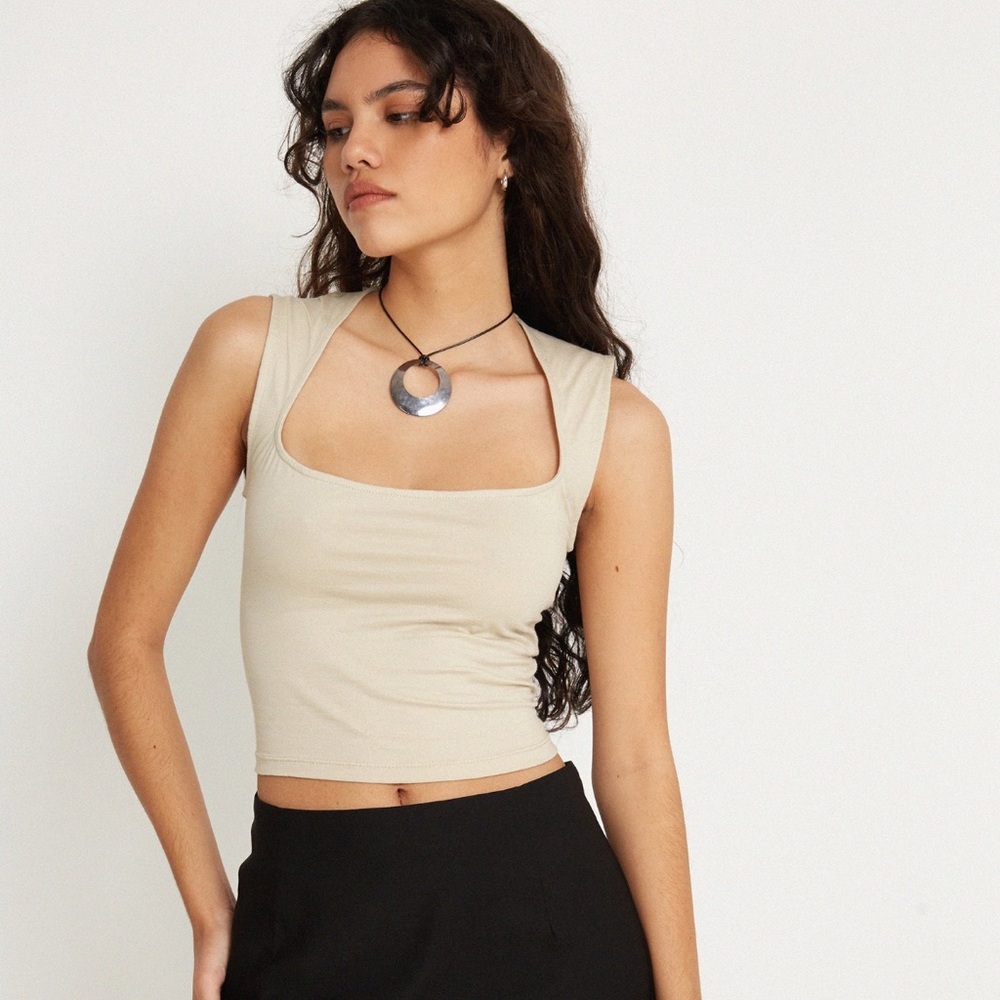 Motel Rocks Jinsu Crop Top